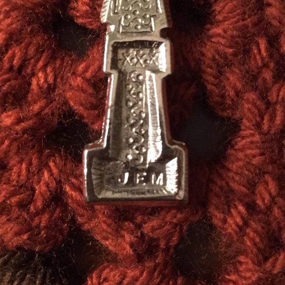 Vintage JEM Connemara Marble (Faux) Cross Pendant - Picture 4 of 7